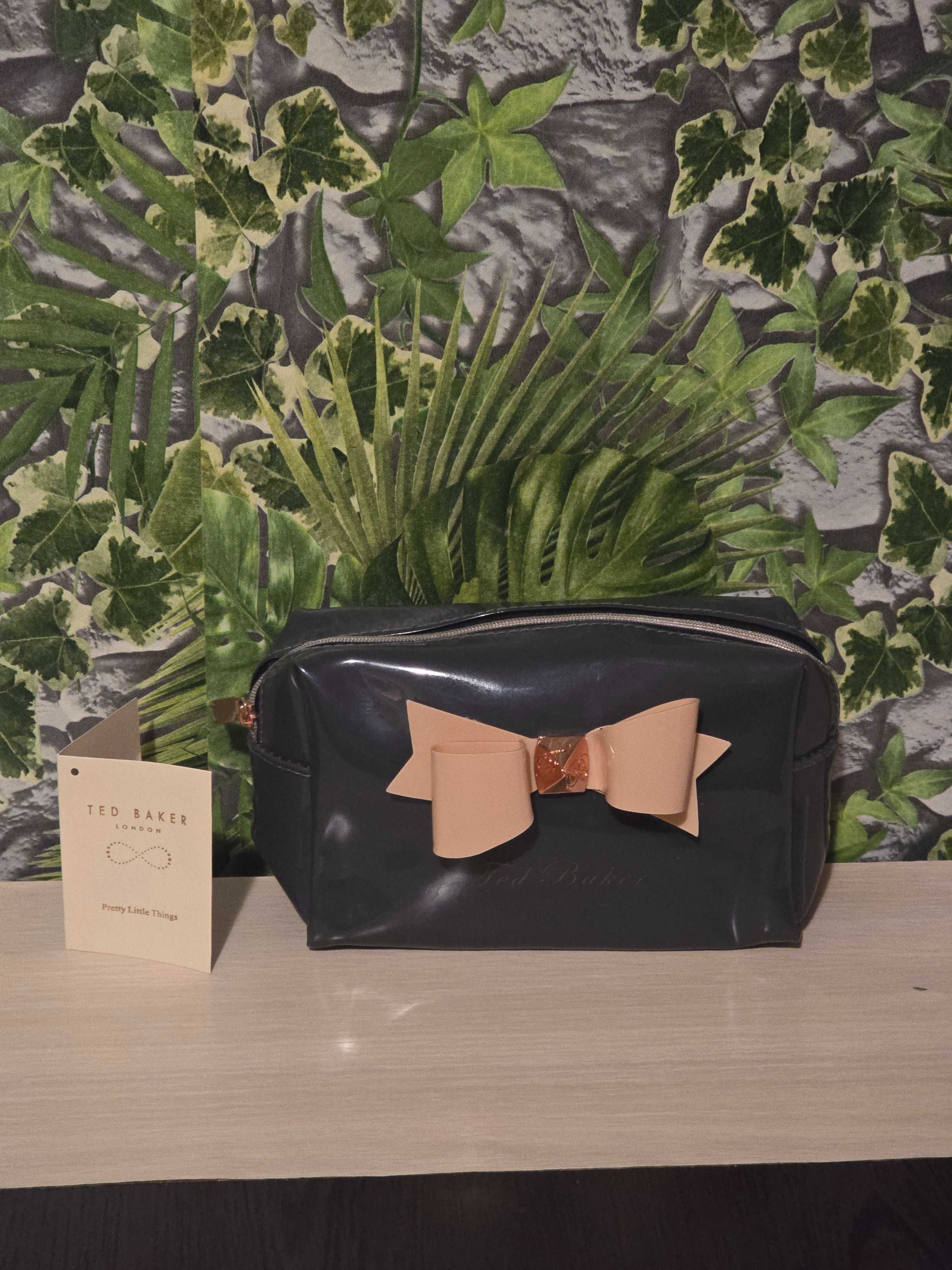 Ted Baker нови несесери
