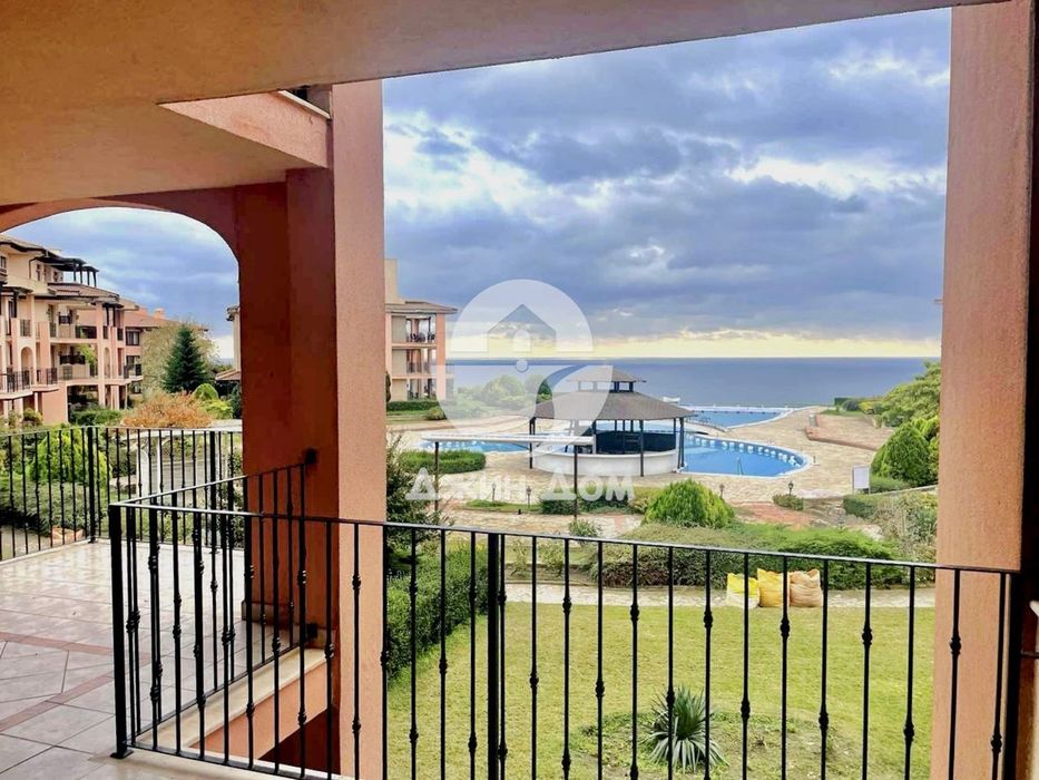 Продава се Тристаен апартамент в с. Топола, Област Добрич - 124 кв.м за 1130 €/кв.м - Снимка #10