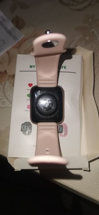 Смарт часовник нов с Розова каишка
