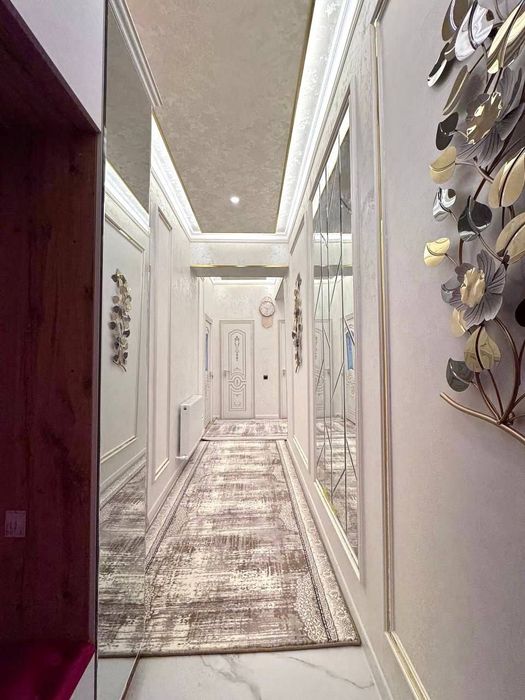 2 xonali kvartira sotiladi