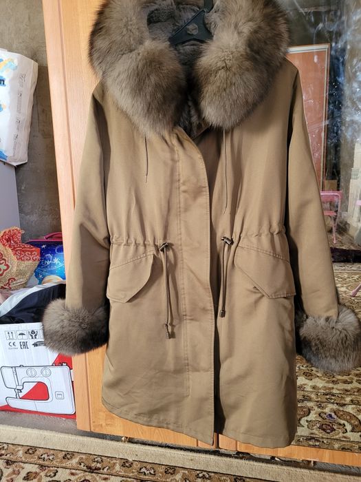 Продам парку в отл состояний