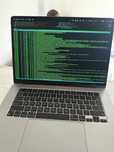 MacBook Air M2 15 Uzoq batareya, katta ekran, a’lo holatda