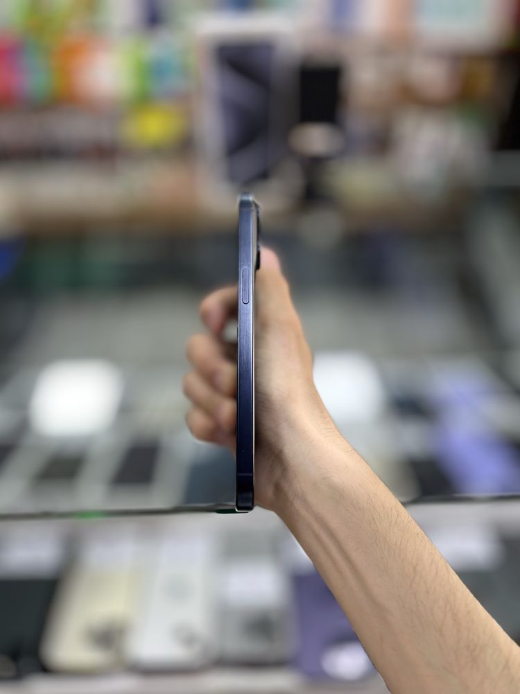 Iphone 15 Pro Max 256gb 88% sim Blue - Naqd va halol nasiya savdoga