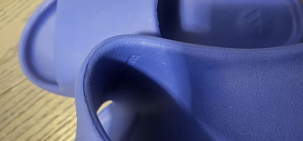 Papuci, slap yezzi 43-44