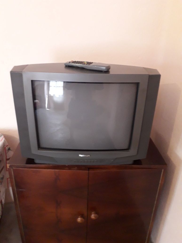 Vand televizor PLATINIUM  stereo 55 cm