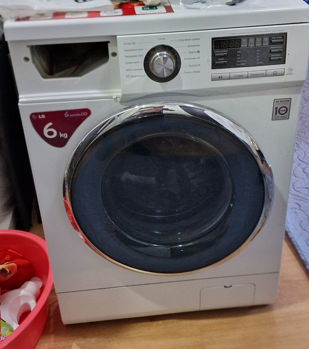 Продам стиральную машинку