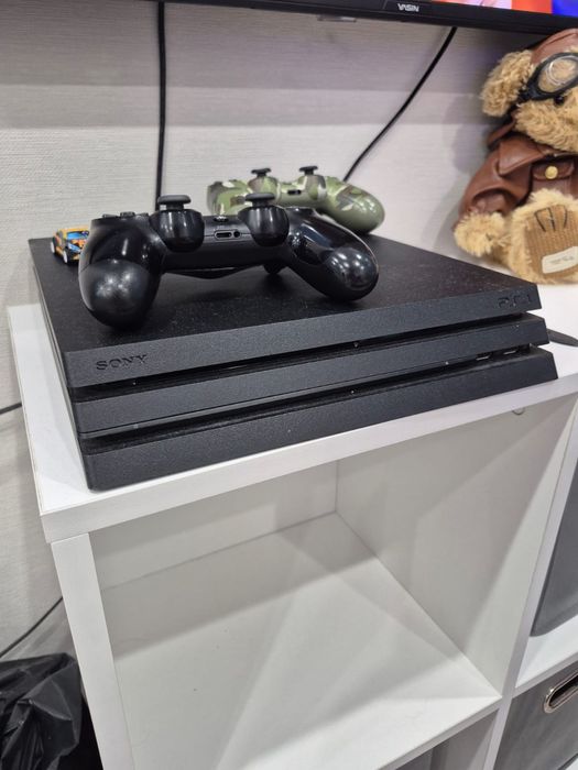 Playstation-Плейстейшн 4 PRO