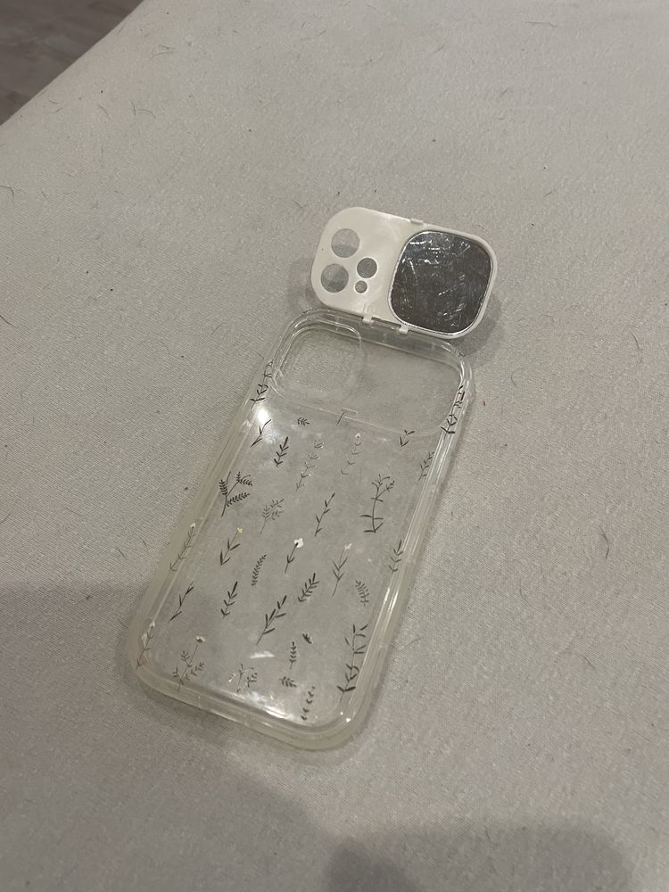 Калъфи за iPhone 11