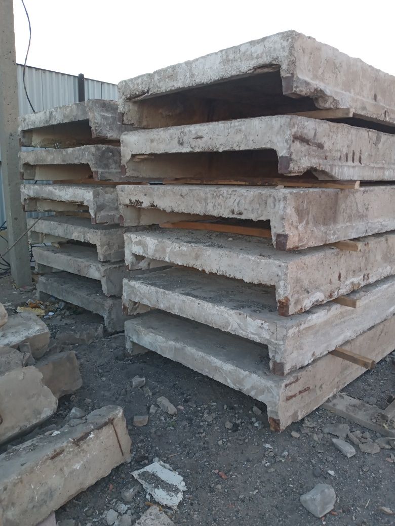 Продам плита П-образный ПКЖ ребрыстый