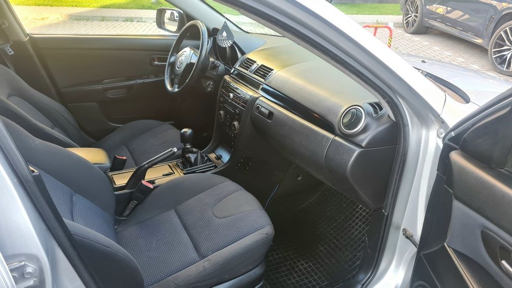 Mazda 3 //2006 //1.6 diesel - Factura + Fiscal-1999 euro!
