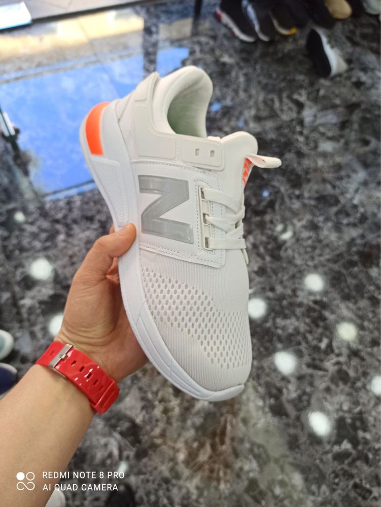 New balance orange