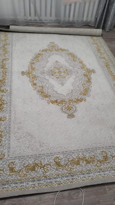 Продам ковер размер 2*3