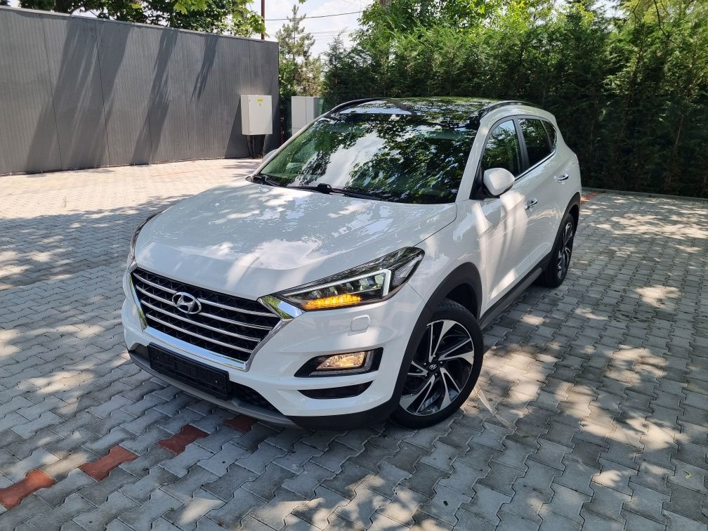 Hyundai Tucson/Trapa/camere360/volan Scaune banchete incalzite/FULL