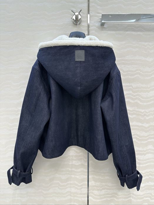 Късо палто от дънкова материя