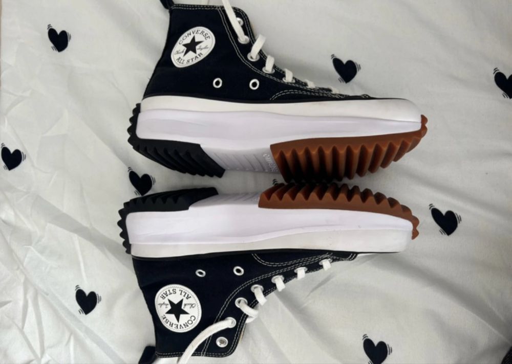 Converse Run Star Hike