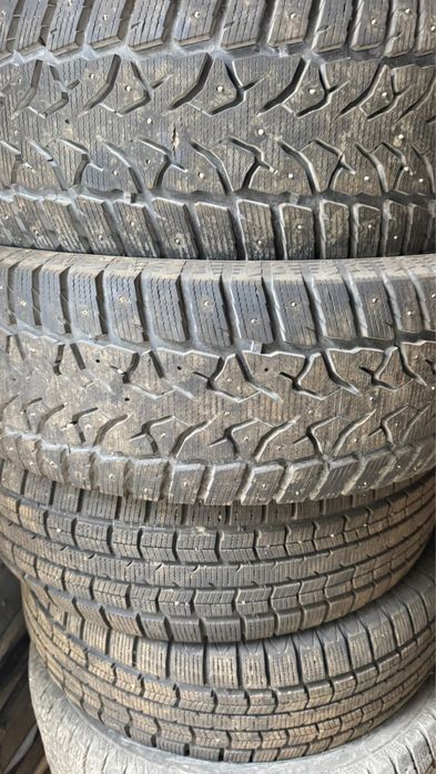 Зимние Шины 265/65R17
