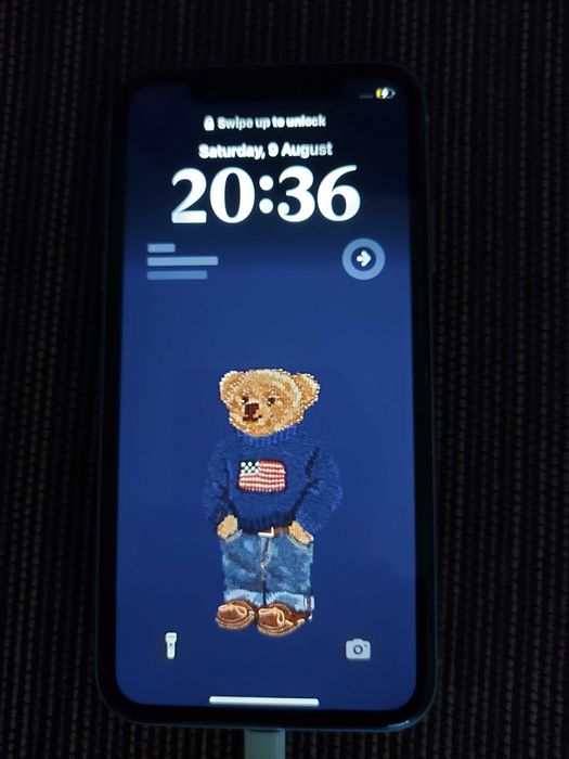 Продается айфон 11