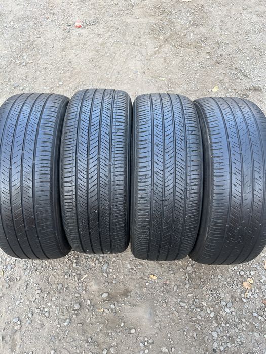 Продам резину комплект 215/55/17