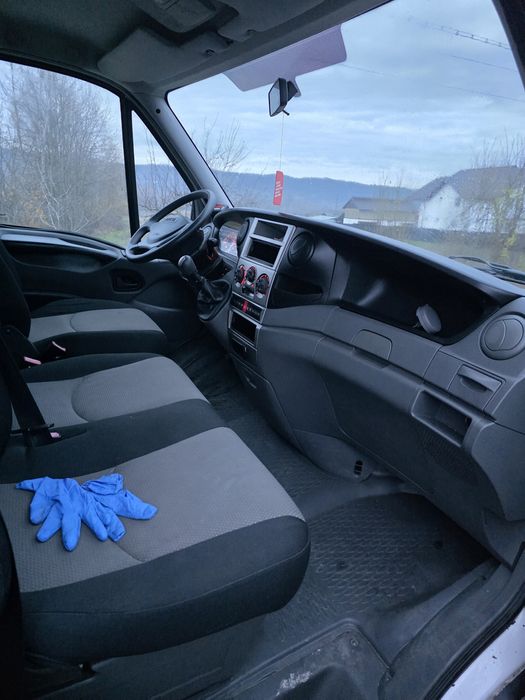 Vand Iveco Daily 35C14 Frigorific 8000km