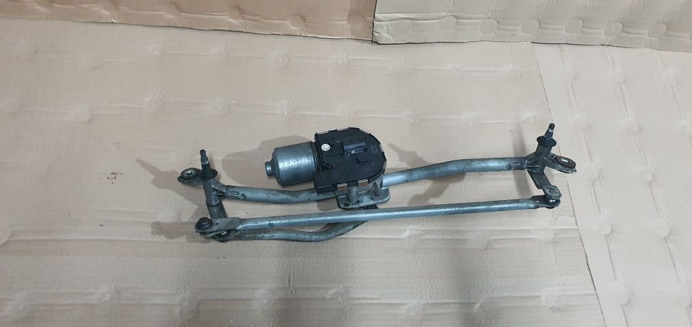 Ansamblu stergatoare cu motoras pt audi a6 c6 4F facelift