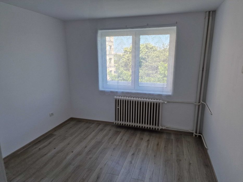 Zona City Park Mall - Tomis 3