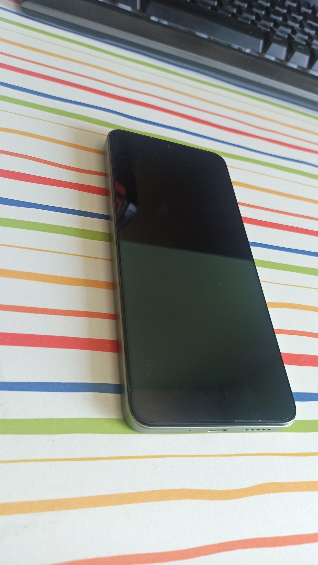 Телефон Xiaomi redmi 14