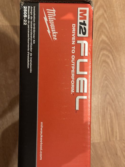 Акумулаторен винтоверт MILWAUKEE M12FDDXKIT 2 батерии и зарядно