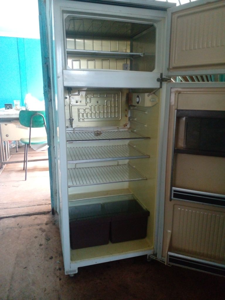 Холодильник Бирюса Новый