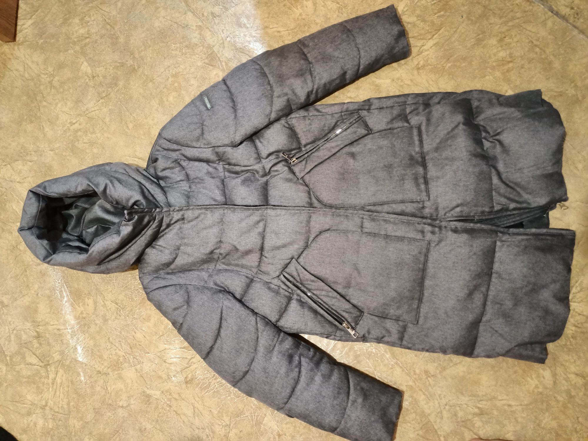Продам куртку зимнюю