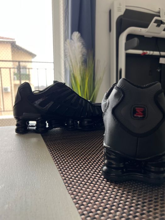 Обувки Nike shox