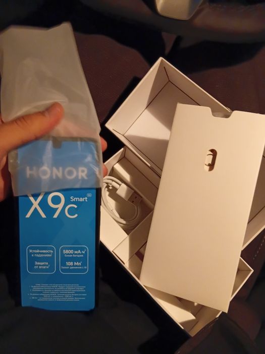 Honor x9c 8/256 GB