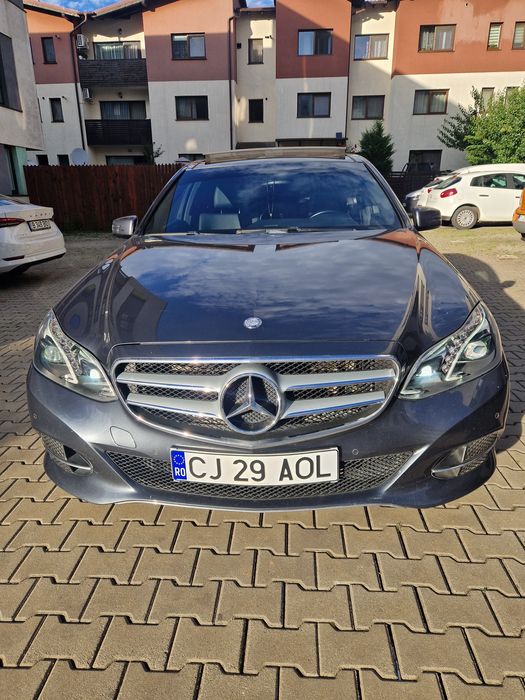 Vând Mercedes-Benz E-Klasse, 200 Blue Tec...
