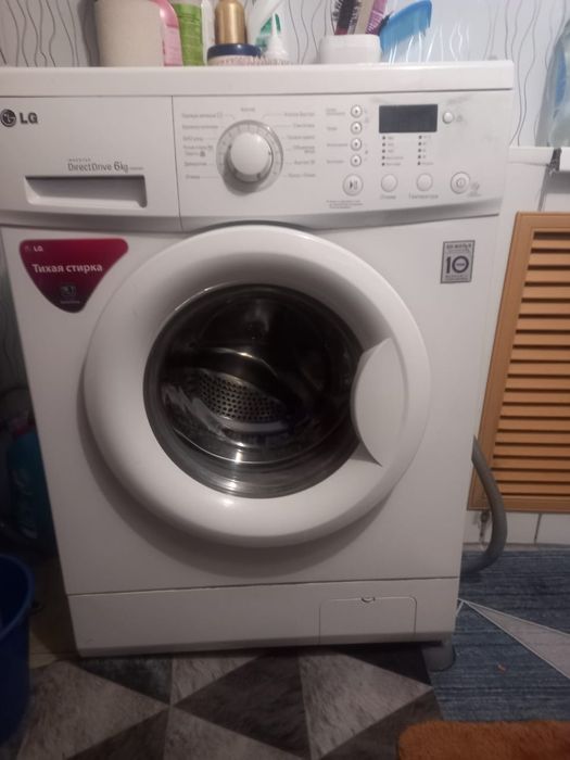Продам стиральную машину LG