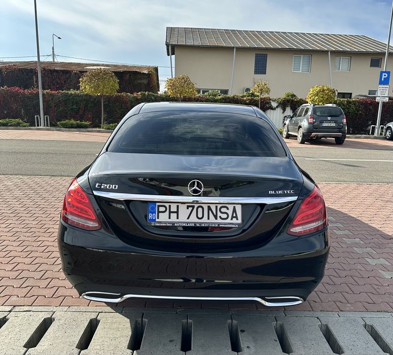 Mercedes-Benz C200