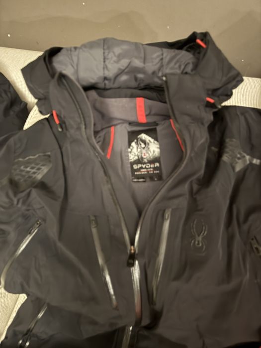Ски екип Spyder