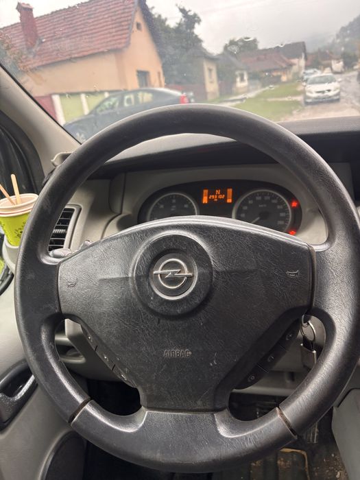 Opel vivaro 2008