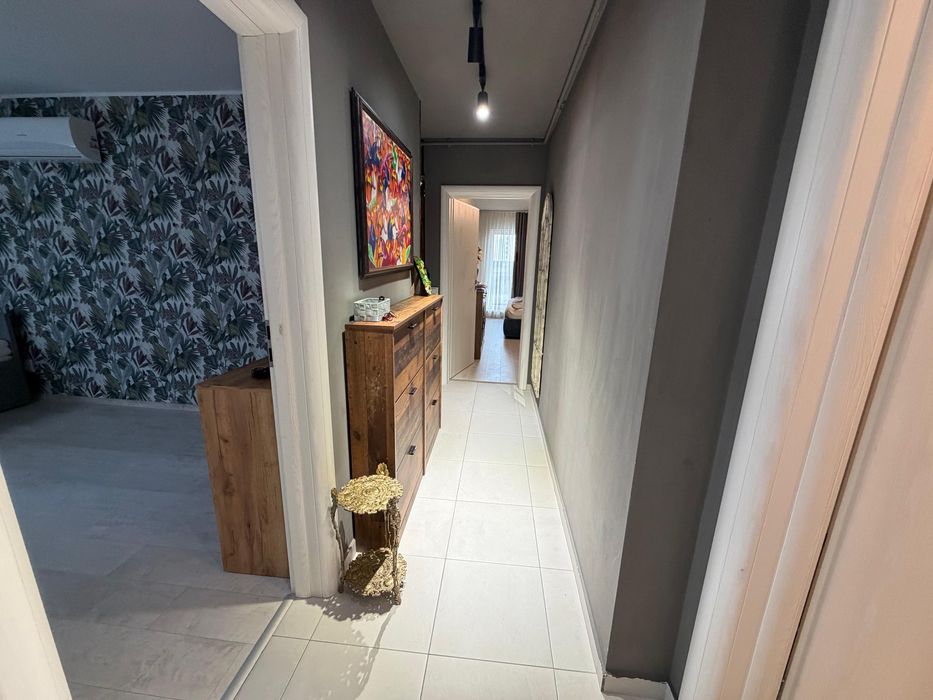 Apartament 3 camere/terasa 31 mp/2 locuri parcare subteran +boxa