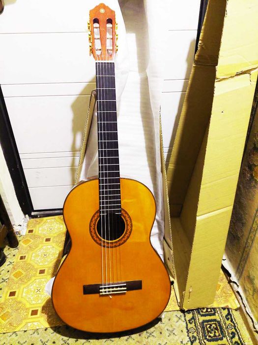 Продам Новую гитару Yamaha C-70