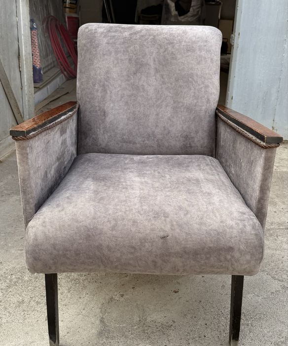 Кресло мягкое очень удобное