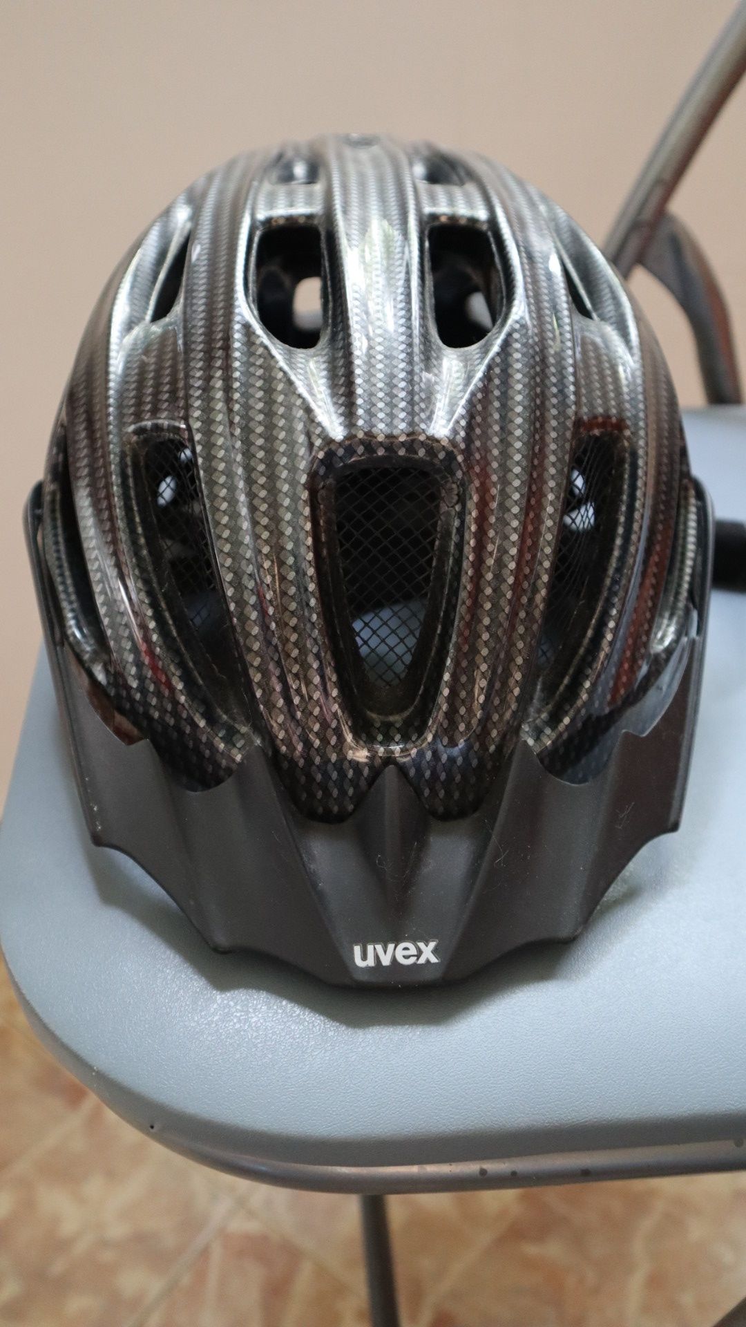 Каска за велосипед Uvex