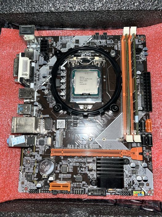 Материнская плата