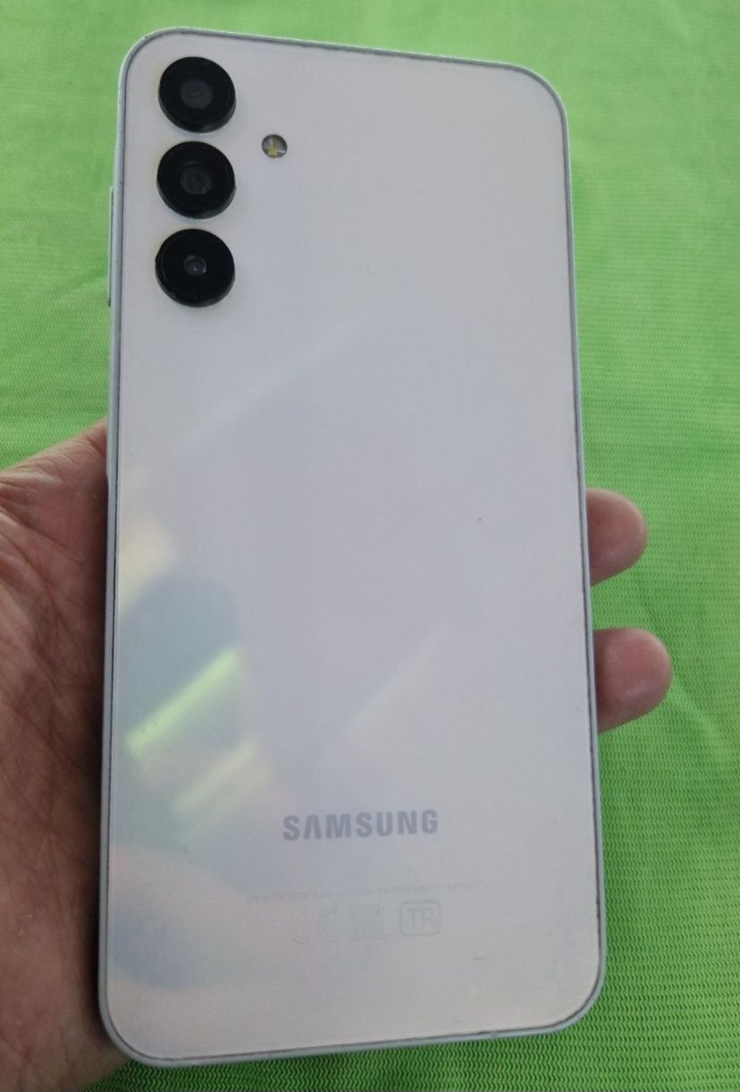 Продам Samsung A15