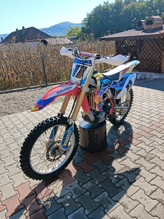 Honda crf 250 full cross