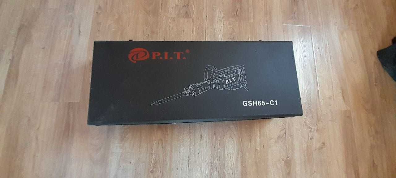 продам Отбойный молоток P.I.T. GSH65-C1 и гантели