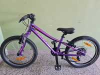 Продавам Specialized Hot Rock 20 алуминиево детско колело за момиче
