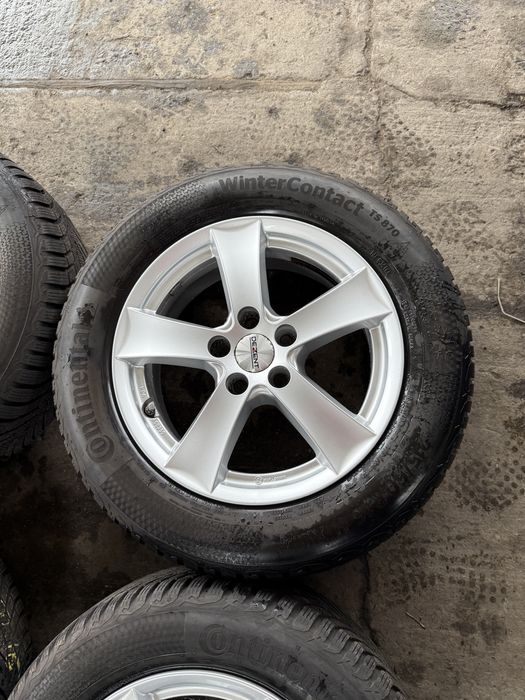 Jante Aliaj 16" Ford Mondeo cu Anvelope Iarna Continental