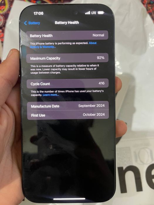 Iphone 16 pro max 940$