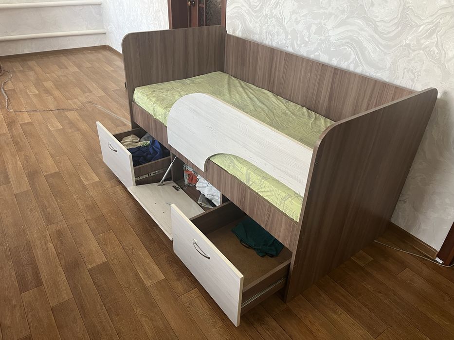 Кровать детская в хорошем состоянии