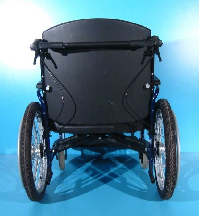 Scaun cu rotile din aluminiu Vermeiren XXL / sezut 65cm - max. 200kg