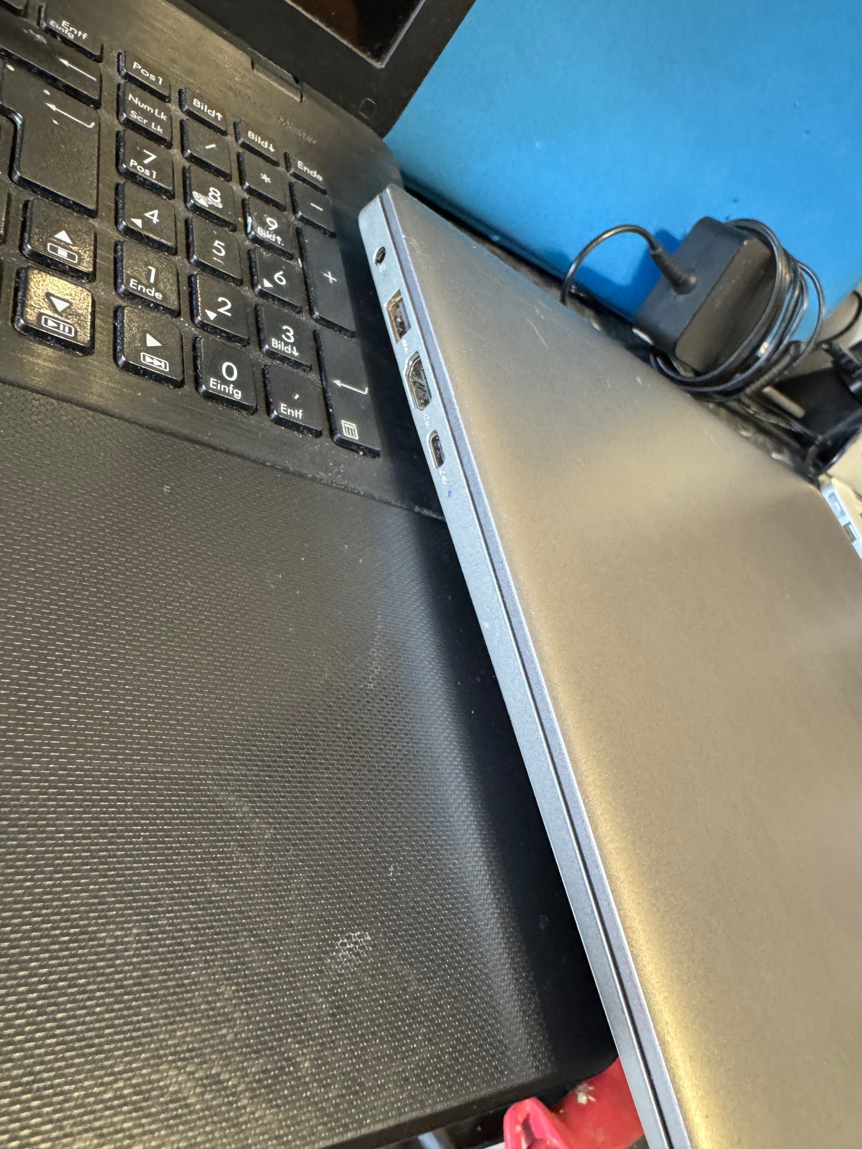 Лаптоп Lenovo ideapad 120s-14iap